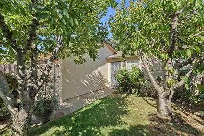1040 Dartmoor Circle, Lodi, CA 95240 - Photo 19