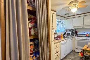 Almond Dr, Lodi, CA 95240 - Photo 11