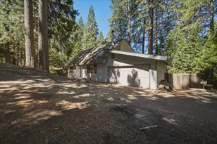 4976 Golden St, Pollock Pines, CA 95726 - Photo 5