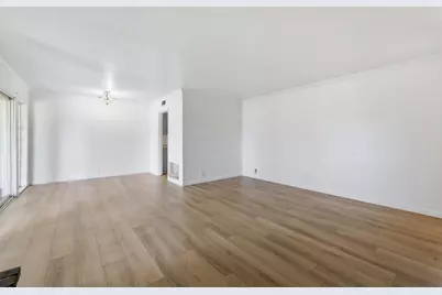 5422 Fort Sutter Way, Sacramento, CA 95841 - Photo 11