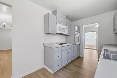 5422 Fort Sutter Way, Sacramento, CA 95841 - Photo 17