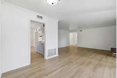 5422 Fort Sutter Way, Sacramento, CA 95841 - Photo 13