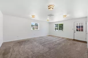 5422 Fort Sutter Way, Sacramento, CA 95841 - Photo 35