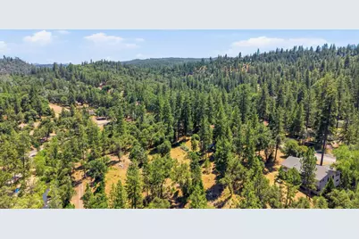 19424 N Ferretti Road, Groveland, CA 95321 - Photo 31