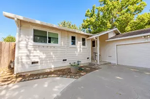 10234 Sally Ct, Rancho Cordova, CA 95670 - Photo 3