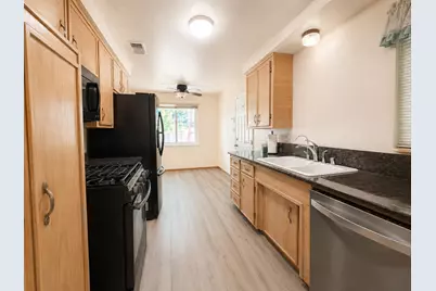 10234 Sally Court, Rancho Cordova, CA 95670 - Photo 5