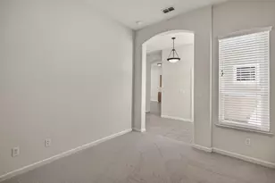 9525 Misty River Way, Elk Grove, CA 95624 - Photo 5