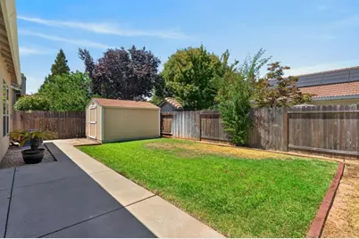 9525 Misty River Way, Elk Grove, CA 95624 - Photo 39