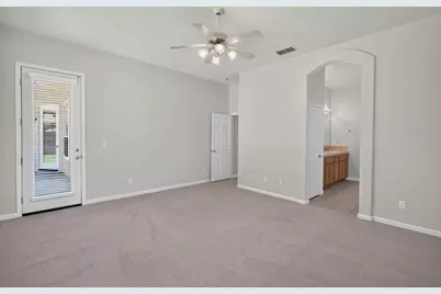 9525 Misty River Way, Elk Grove, CA 95624 - Photo 31
