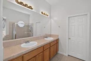 9525 Misty River Way, Elk Grove, CA 95624 - Photo 35