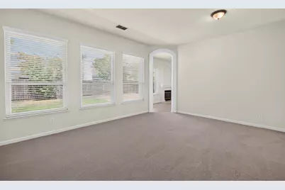 9525 Misty River Way, Elk Grove, CA 95624 - Photo 9