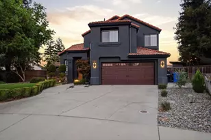 806 Ahern Ct, Turlock, CA 95382 - Photo 3