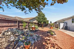 10085 Tittle Way, Elk Grove, CA 95757 - Photo 45