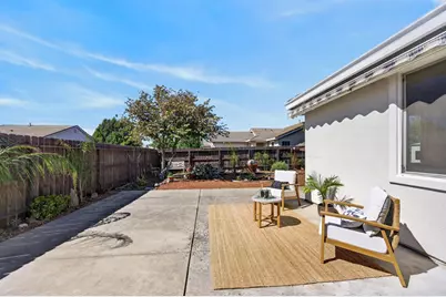 10085 Tittle Way, Elk Grove, CA 95757 - Photo 37