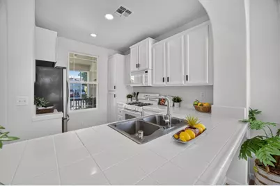 10085 Tittle Way, Elk Grove, CA 95757 - Photo 17