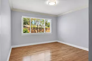 12425 Woodside Dr, Saratoga, CA 95070 - Photo 27