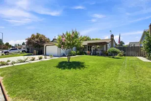 1462 W 4th St, Ripon, CA 95366 - Photo 3