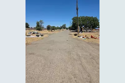 394 Bermuda Street, Merced, CA 95341 - Photo 31