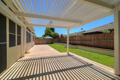 9465 Triathlon Lane, Elk Grove, CA 95758 - Photo 37