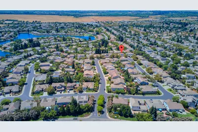 9465 Triathlon Lane, Elk Grove, CA 95758 - Photo 43