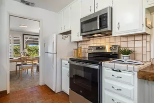 335 E Robinhood Dr, Stockton, CA 95207 - Photo 13