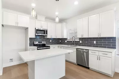 4426 Sundari Avenue, Olivehurst, CA 95961 - Photo 15