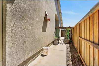5019 Hari Govind Way, Sacramento, CA 95823 - Photo 65