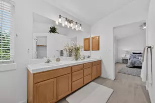 5019 Hari Govind Way, Sacramento, CA 95823 - Photo 59