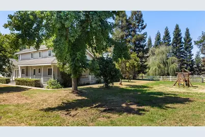 4900 California Avenue, Oakdale, CA 95361 - Photo 41