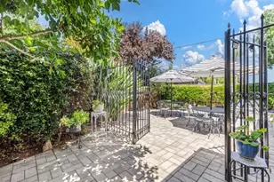 1164 Silver Lake Dr, Sacramento, CA 95831 - Photo 37