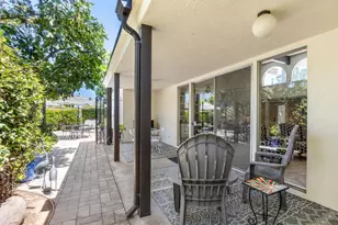 1164 Silver Lake Dr, Sacramento, CA 95831 - Photo 31