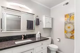 1164 Silver Lake Dr, Sacramento, CA 95831 - Photo 37