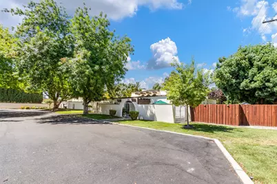 1164 E Silver Lake Drive, Sacramento, CA 95831 - Photo 63