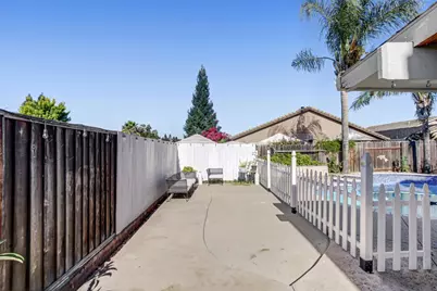 10096 Teddington Way, Elk Grove, CA 95624 - Photo 37