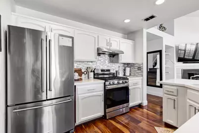 10096 Teddington Way, Elk Grove, CA 95624 - Photo 11