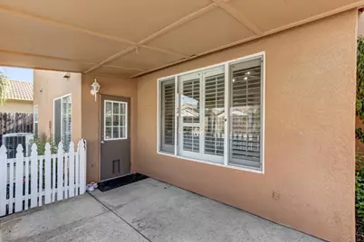 10096 Teddington Way, Elk Grove, CA 95624 - Photo 39