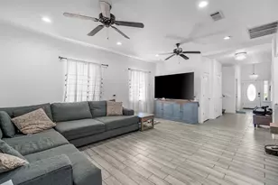 103 Countess Ln, Madera, CA 93637 - Photo 9