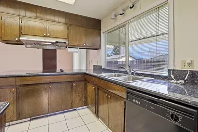 3002 Hillview Avenue, Stockton, CA 95207 - Photo 13