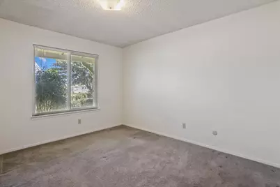 3002 Hillview Avenue, Stockton, CA 95207 - Photo 23