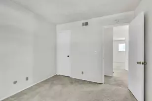 4030 Knoll Top Ct, Carmichael, CA 95608 - Photo 17