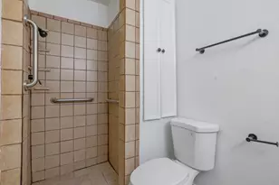 5451 W Santa Ana Ave, Fresno, CA 93722 - Photo 17