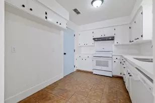 5451 W Santa Ana Ave, Fresno, CA 93722 - Photo 23