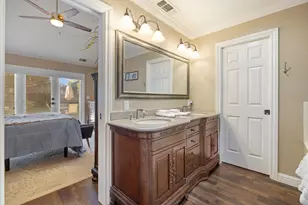1900 Lakeshore Dr, Modesto, CA 95355 - Photo 13