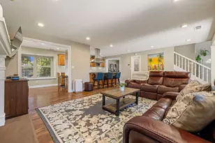 1900 Lakeshore Dr, Modesto, CA 95355 - Photo 27
