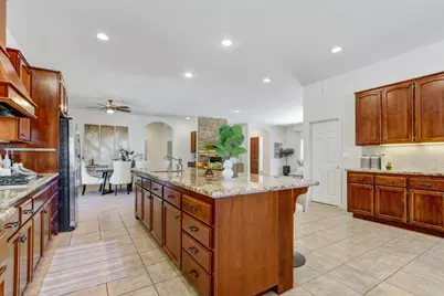 5694 Rolling Oak Dr., Sacramento, CA 95841 - Photo 23