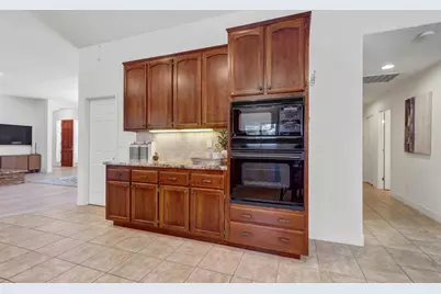 5694 Rolling Oak Dr., Sacramento, CA 95841 - Photo 27