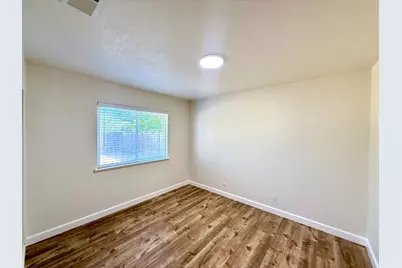 6508 Clara Way, North Highlands, CA 95660 - Photo 13