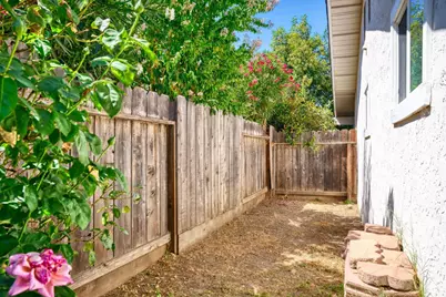 2104 Mable Avenue, Modesto, CA 95355 - Photo 35