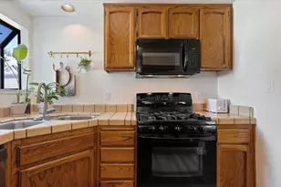 7409 Auburn Oaks Ct, Citrus Heights, CA 95621 - Photo 7