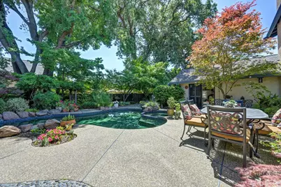 7671 Greenhaven Drive, Sacramento, CA 95831 - Photo 43